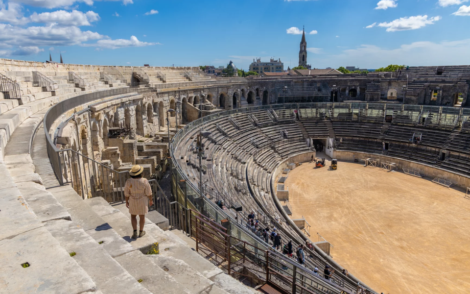 Dépannage voiture à Nimes (30000)