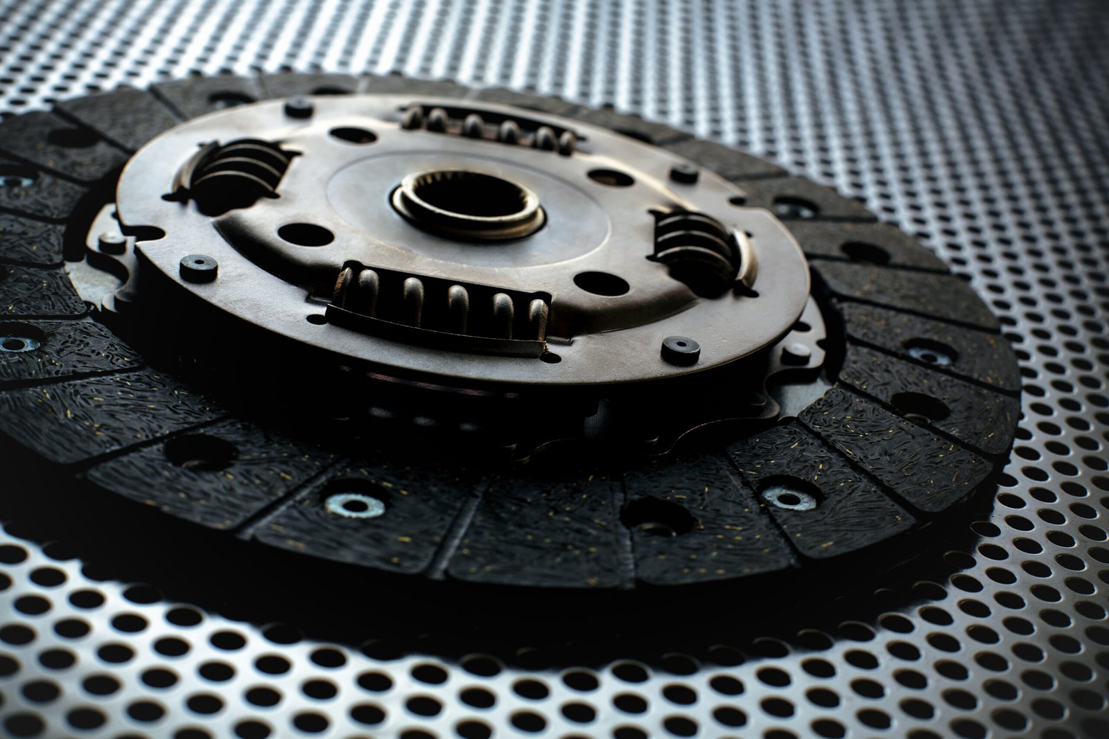 Disque d'embrayage automobile démonté pour diagnostic d'usure Disque d'embrayage automobile démonté pour diagnostic d'usure