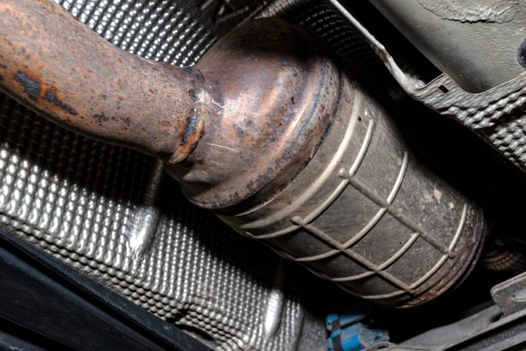 Filtre à particules diesel installé dans le système d'échappement